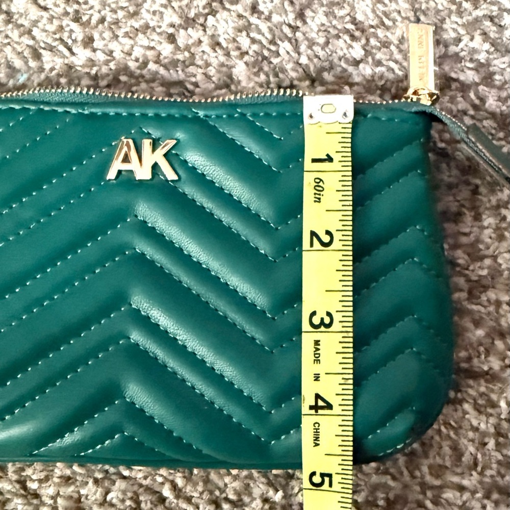 NEW! Anne Klein quilted wristlet emerald color NWT! - Picture 6 of 6